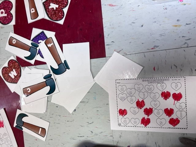 Heartbreaker: Valentine's Day Letters and Sounds