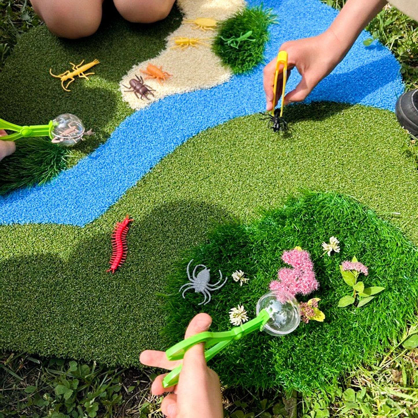 Tuff Tray 3D Grass Habitat Insert