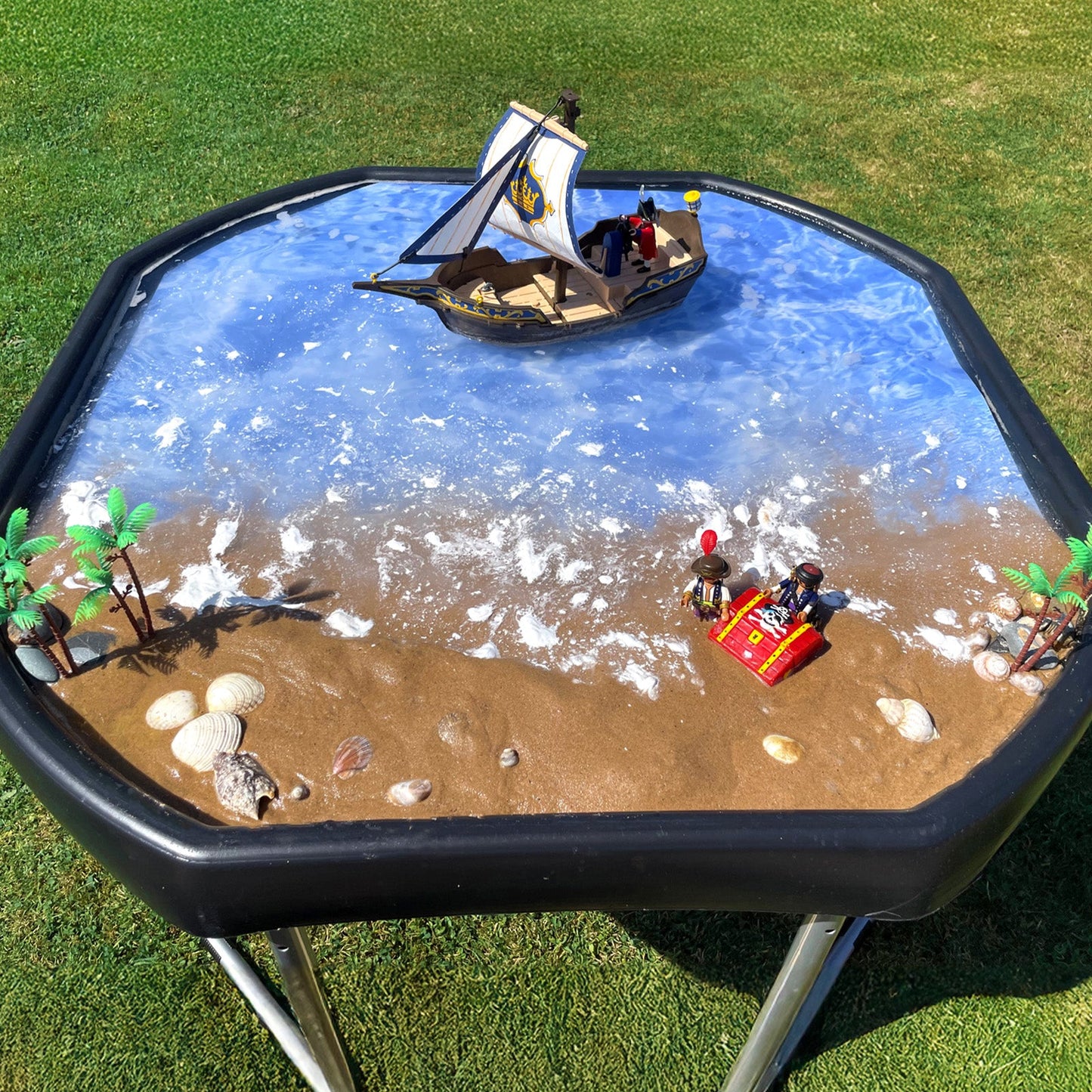 Tuff Tray Water Vinyl Insert